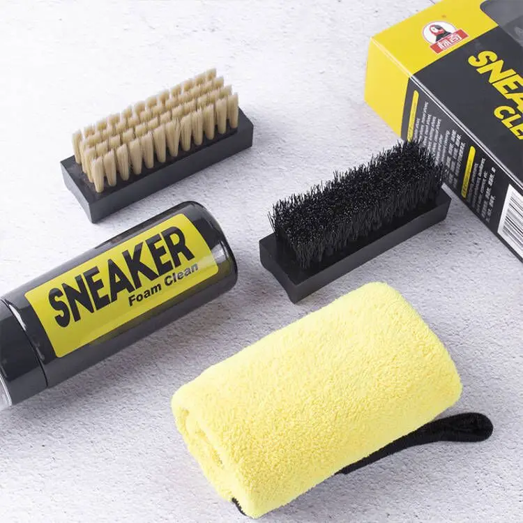 منظف أحذية رياضية رغوي خالي من - مراجعة Sneaker Care Clean وسعره